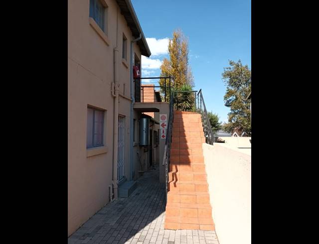 2 BEDROOM PROPERTY TO RENT IN WITFIELD